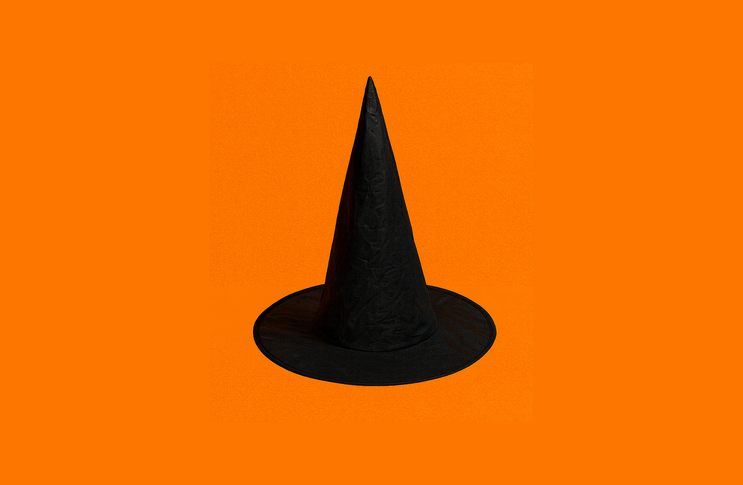 Witches Hat | 37cm x 37cm